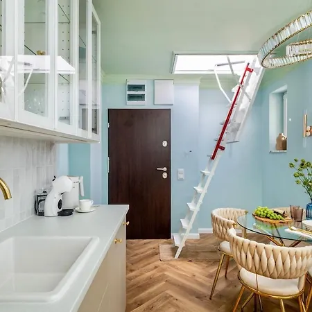Private Hot Tub L Terrace L Old Town L King Size Apartman *